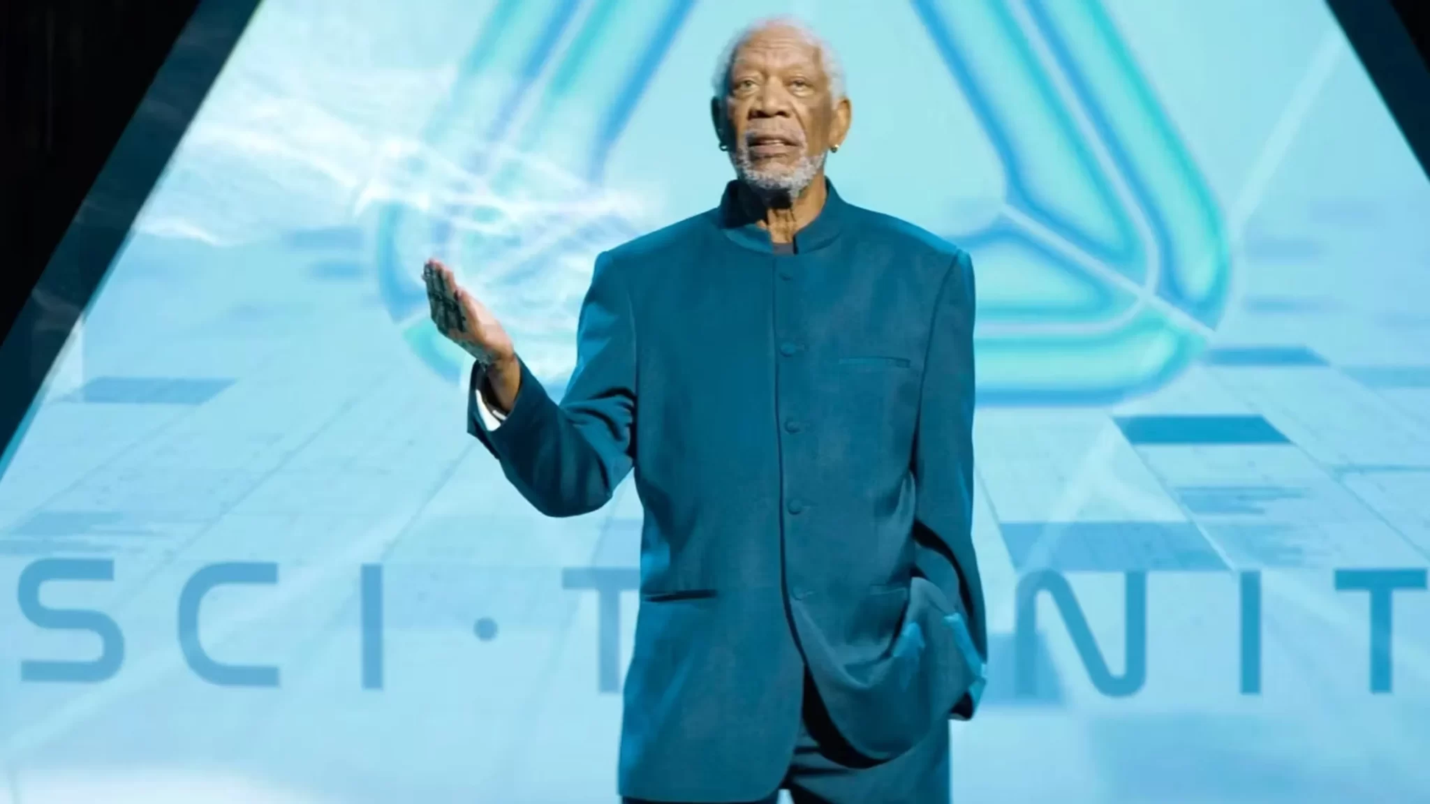 Morgan Freeman y Josh Hutcherson se unen en las primeras imágenes de ’57 segundos’ que doblan el tiempo [Exclusivo]